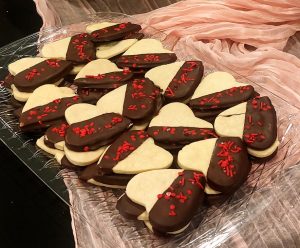 Chocolate-Dipped Heart Sandwich Cookies – Valentine's Day Dessert Ideas – Central Florida Events