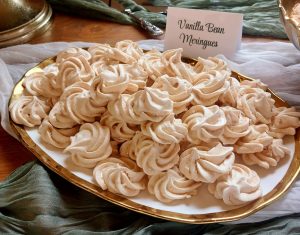 Light and airy vanilla bean meringues served on a wedding dessert table in Central Florida, perfect for rustic, garden, or countryside-themed events in Orlando, St. Augustine, and Daytona.
